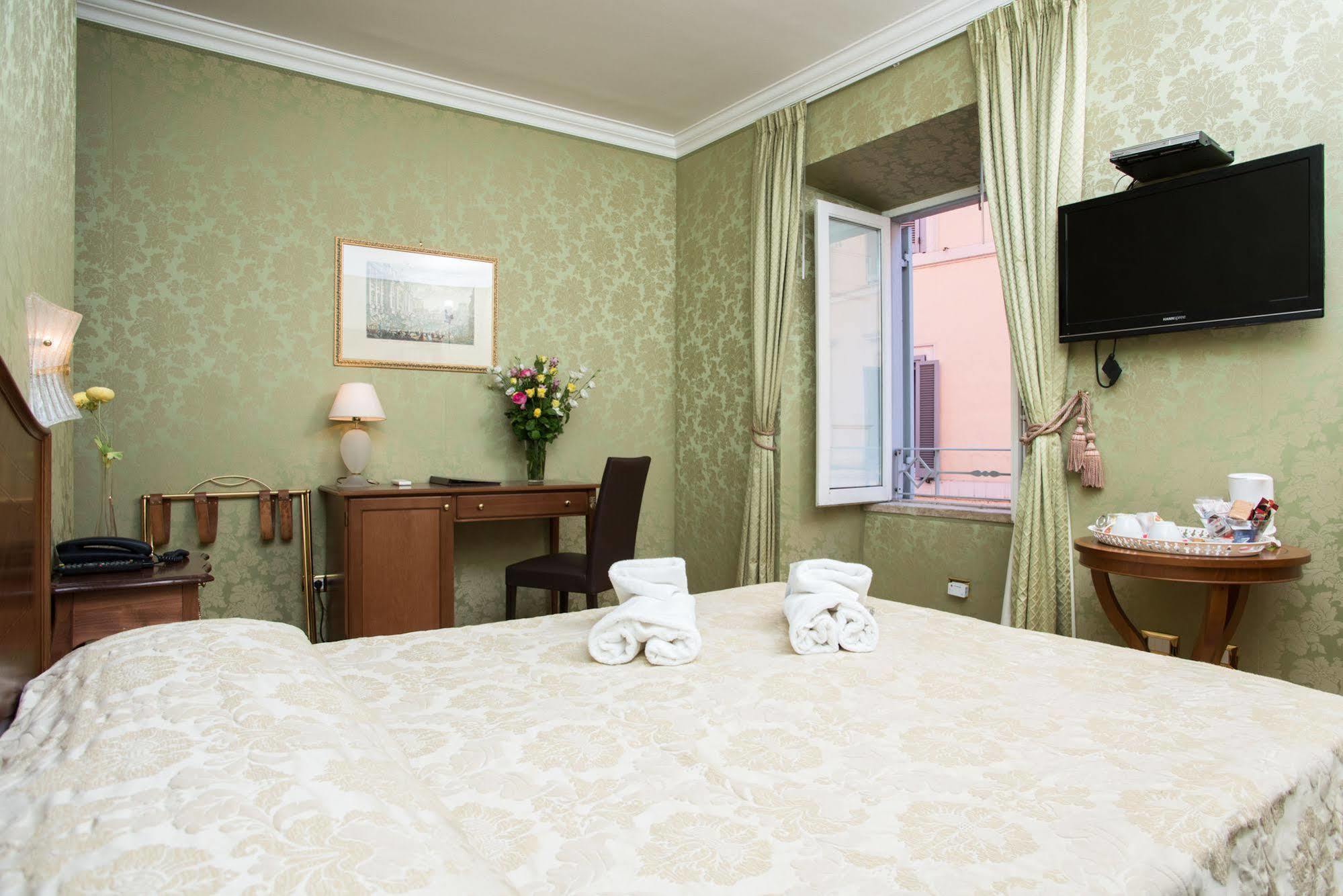 Bq House Trevi Luxury Rooms Рим Екстер'єр фото