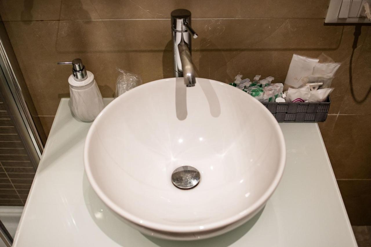 Bq House Trevi Luxury Rooms Рим Екстер'єр фото